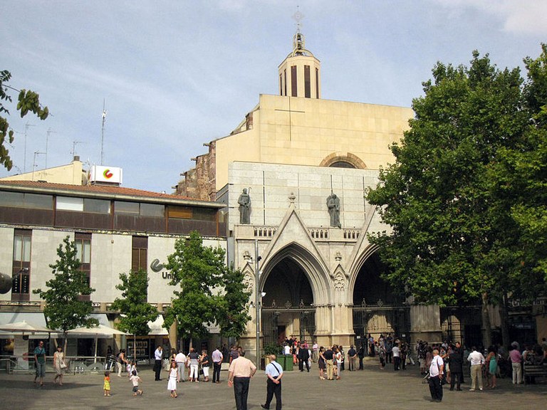 Catedral del Sant Esperit.jpg