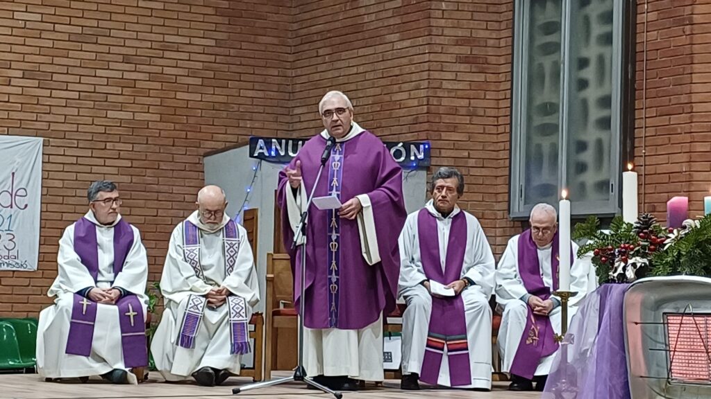 Mn. Fidel destacà la importància de la parròquia en la ciutat.