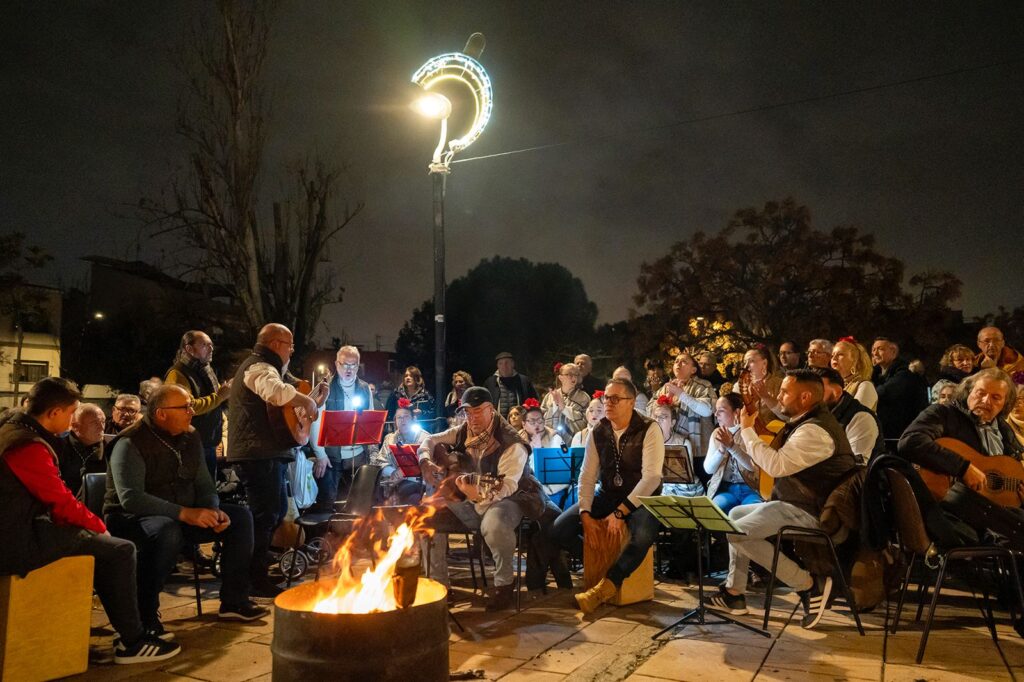 Sis corals es van reunir per celebrar Nadal.